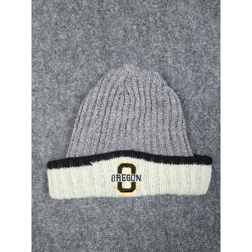 Oregon Ducks Knit Beanie Hat Gray Black White "O" Logo "Oregon" "Ducks"